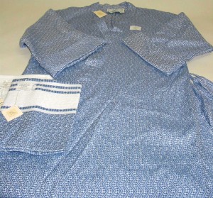 Bademantel blau, Waffelpiquet