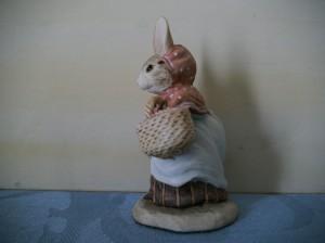 "Mrs Rabbit" rechts