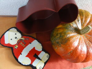 Geschenkschachtel Karton, Bär, offen