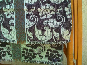 Kenzo shawl 35 x 140 cm, black silver, detail
