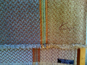 Kenzo shawl, 47 x 150 cm, brown silver, detail
