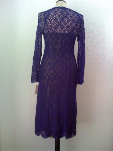 Christian Lacroix Bazar, Kleid Spitze violett, Rücken