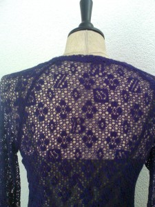 Christian Lacroix Bazar, Kleid Spitze violett, Muster