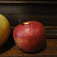 Deko Apfel dunkelrot, mittel