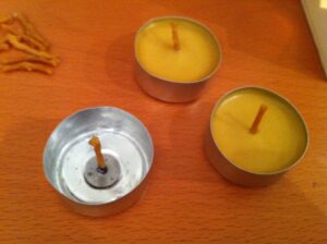 Herstellen von Teelicht-Kerzen - Das Resultat
