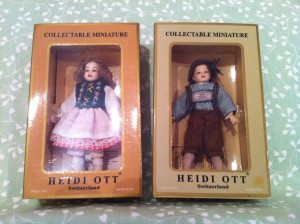 Heidi Ott Puppenstubenpuppen Junge in Tracht, Original-Karton