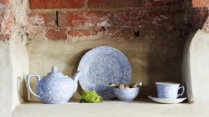Burleigh Blue Burgess Chintz decoration Mai 2017
