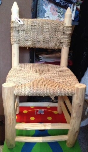 Tessiner Stuhl für Kinder ungebeizt Detail