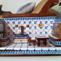 Puppenstube 1:144, Küche mit Backformen Kupfer