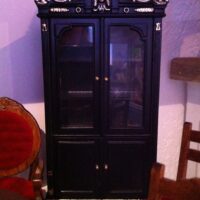 Vitrinenschrank braun, 1:12