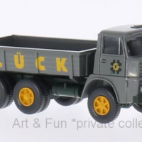 Henschel Flachpritschenkipper Glueck 1zu87