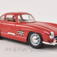 Mercedes 300 SL W198 1954 rot 1zu24