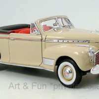 Chevrolet Spezial DeLuxe Cabriolet beige 2002 oh Vitrine 1zu18 Welly